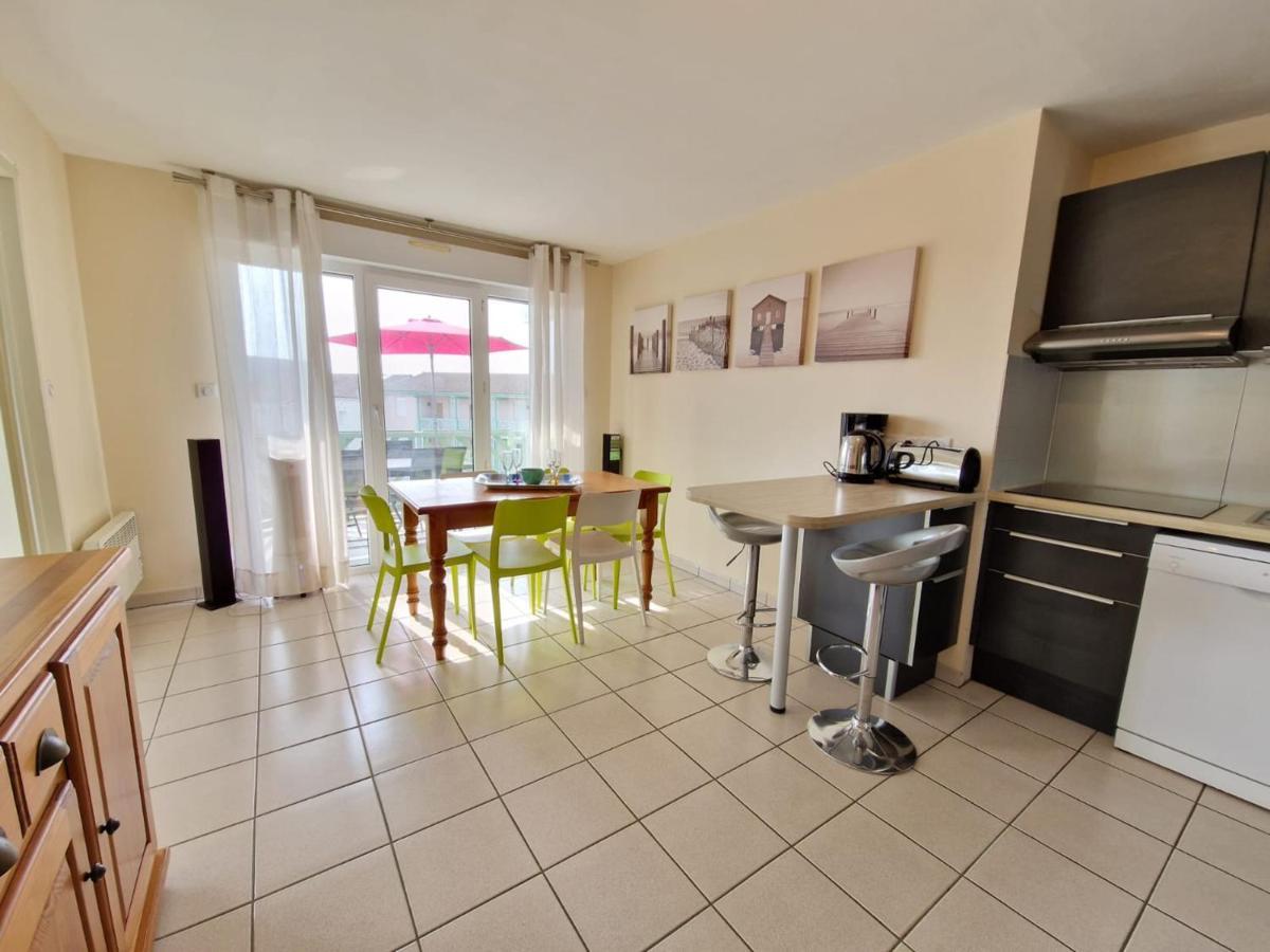 Appartement Avec Piscine, Tennis & Balcon, Centre-Ville Chatelaillon-Plage, 6 Pers, 2 Ch - Fr-1-706-17 Exterior foto